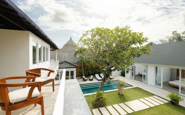 Villa Swarna by Nakula