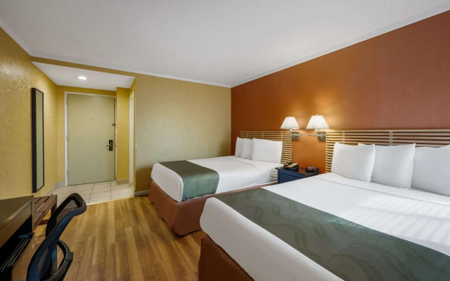 Quality Inn JFK Airport Rockaway Blvd