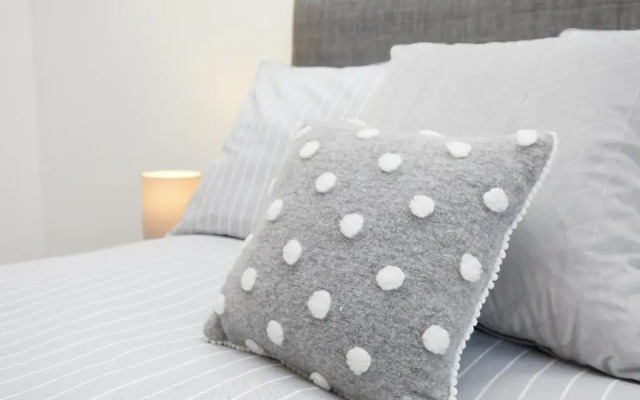 Royal Derby Hospital House (2.5 bath)