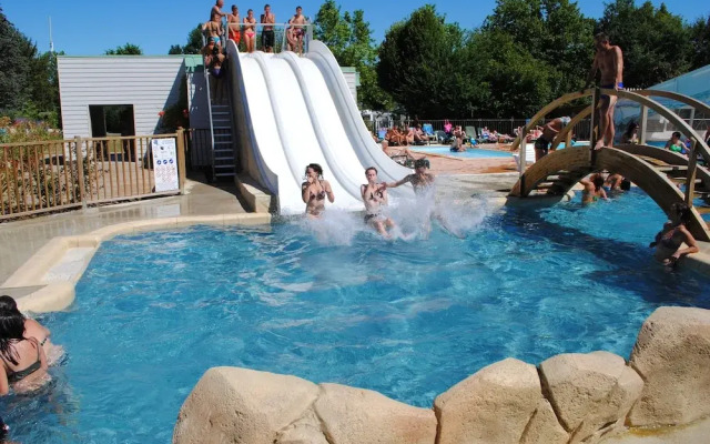 Camping La Roche Posay Vacances