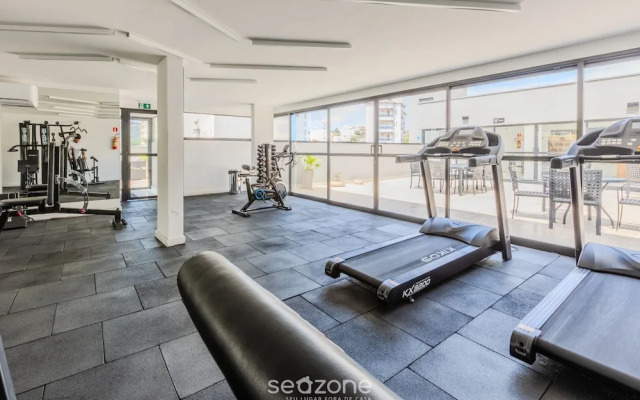 Modern Studio Near Downtown Pgo301