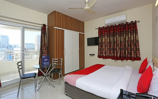 OYO 8587 Dwell Suites