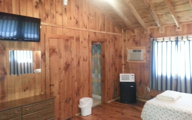 Paradise Resort and Cabins