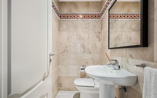 FA-Fab 2 bedroom apt in and outdoor pool