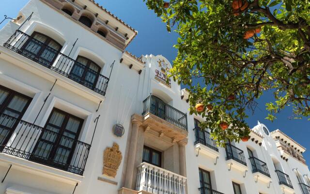 Silken El Pilar Andalucia Hotel