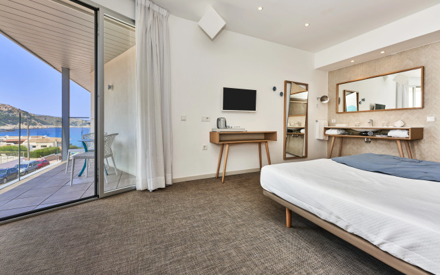 Mar Azul Pur Estil Hotel & Spa