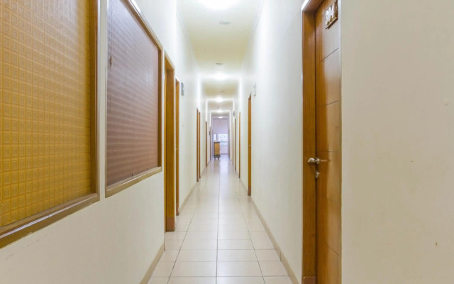 RedDoorz Plus @ Surapati 2