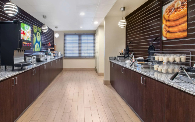 La Quinta Inn & Suites by Wyndham Ocean City