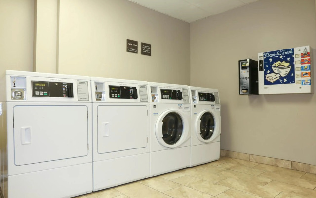 Hampton Inn Tropicana
