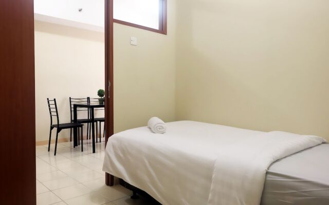 Cozy Green Park View Daan Mogot Apartment