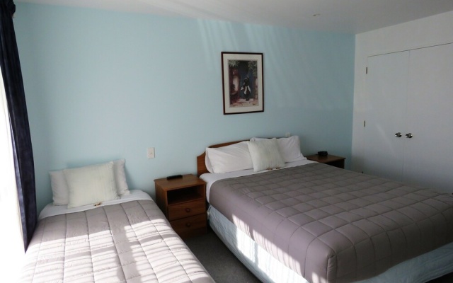 Yarrow Motel – Guest Rooms – Invercargill