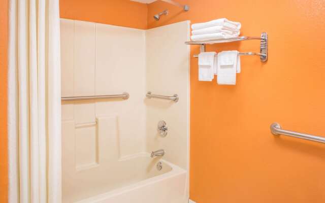 Days Inn by Wyndham Blytheville