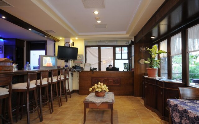 Samoy Hotel