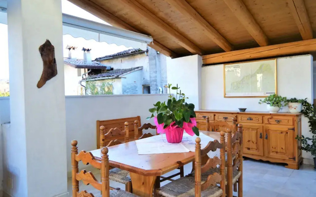 Stellar Apartment in Miane With Shared Swimming Pool