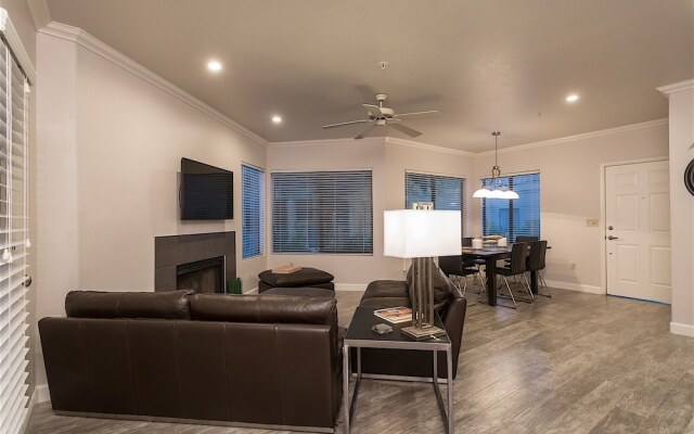 Home Suite Home 3 BR by Casago