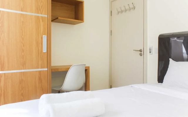 Minimalist and Comfort Living 3BR at Meikarta Apartment – Guest Rooms – Cibatu