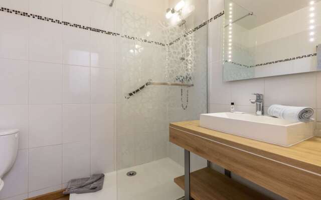 The Originals City, Hotel Azur, Fos sur Mer