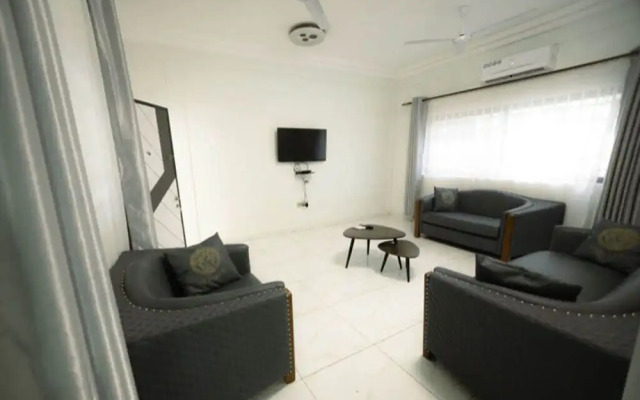 Daa Dingbe Suites