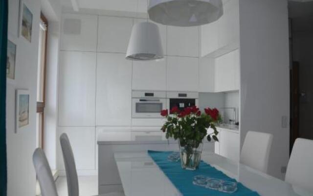 Blue Seaside Apartment