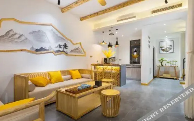 Yi · Shu Lanshan Holiday Courtyard