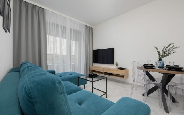 Cosy Apartment With Parking by Renters