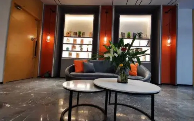 Tung Pak King Hyatt Delicate Hotel