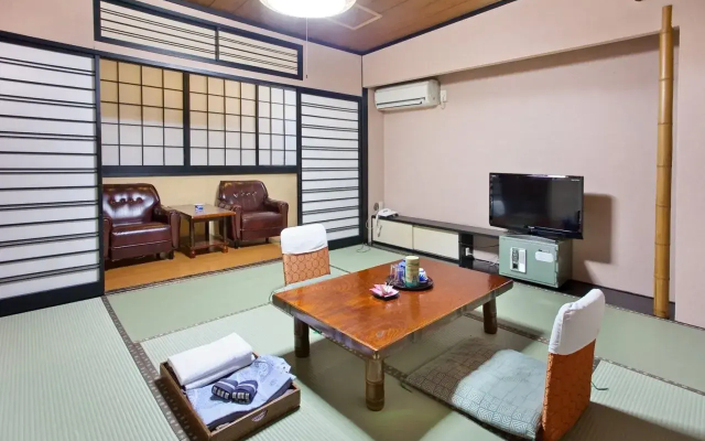 Tsuruya Ryokan