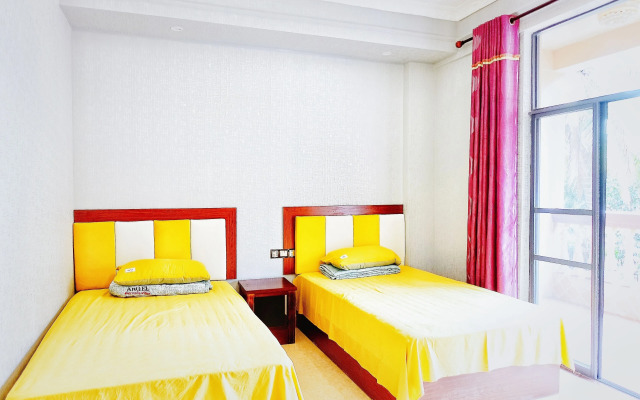 Sanya Jinji Liyuan Guesthouse