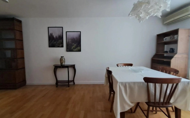 Апартаменты на Черницынском проезде 8с1