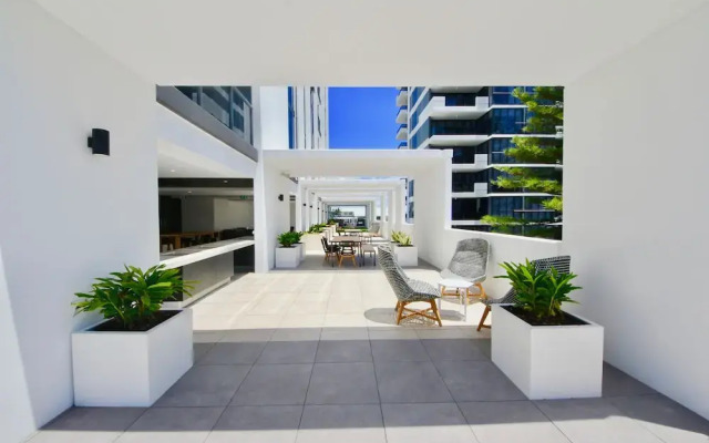 Qube Broadbeach 39