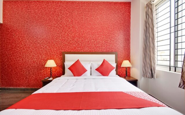 OYO 49087 SG Comforts