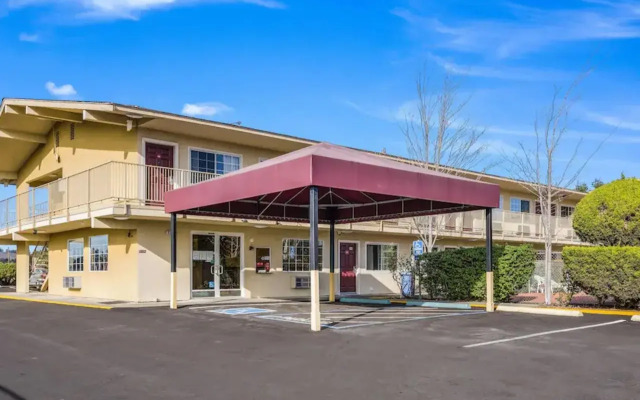 Americas Best Value Inn Petaluma