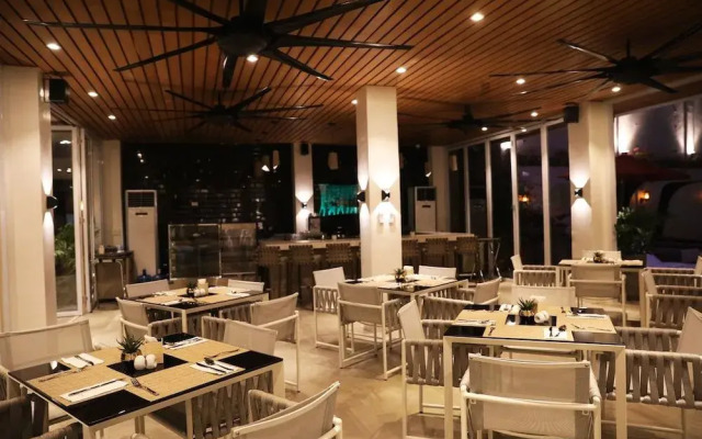 Destino Beach Club Dive Resort and Hotel