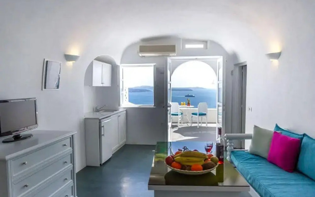 Thirea Suites & Studios - Adults Only