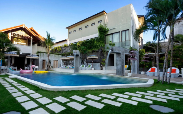 18 Suite Villa Loft by AMITHYA