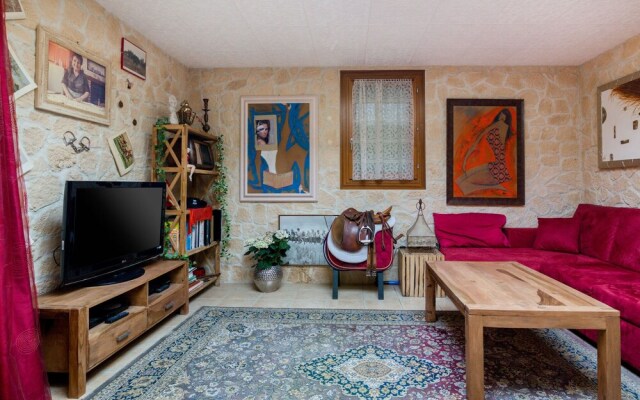 Scenic Villa in Castelnuovo di Porto Near Rocco Colonna