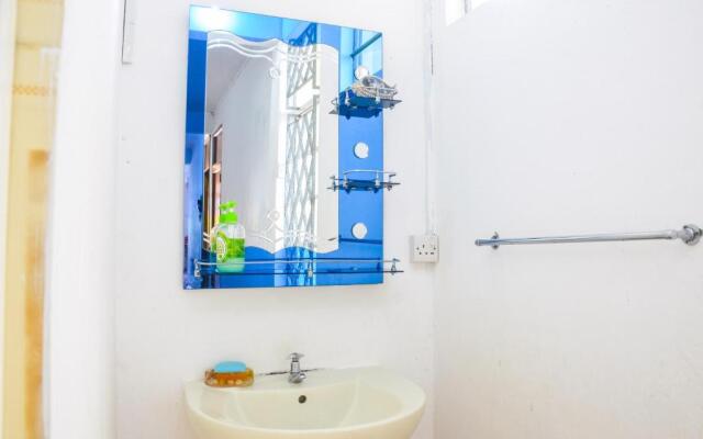 La Caverna House