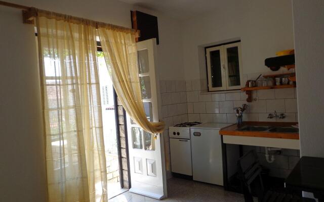 Brane - 150m from sea - A1(2+1)