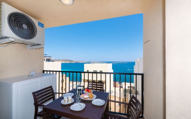 Sea Bliss Penthouse with two terraces enjoying side seaviews by Gatewaysmalta