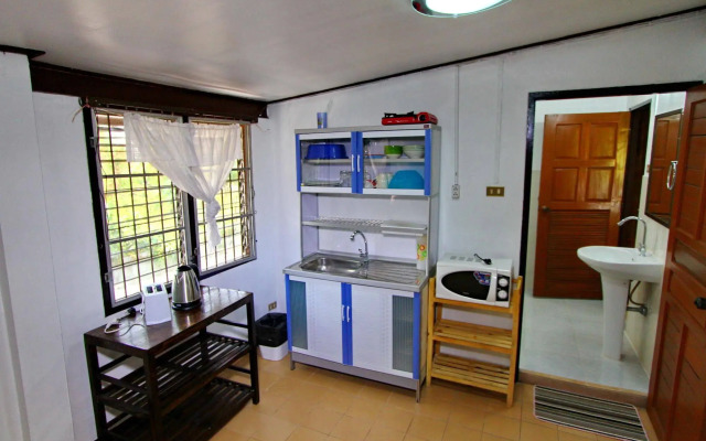 OYO 909 Guiding Star Resort