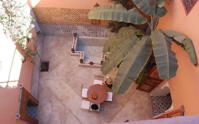 Riad Ineslisa