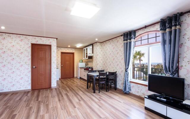 Jeju Olleh Windmill Pension and Guesthouse