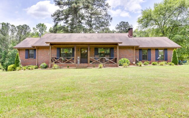 Cozy Georgia Getaway w/ Deck, Grill & Fire Pit!