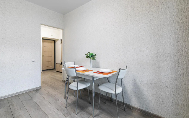 Comfort apartments on Razvedchik Akhmerova Street 5