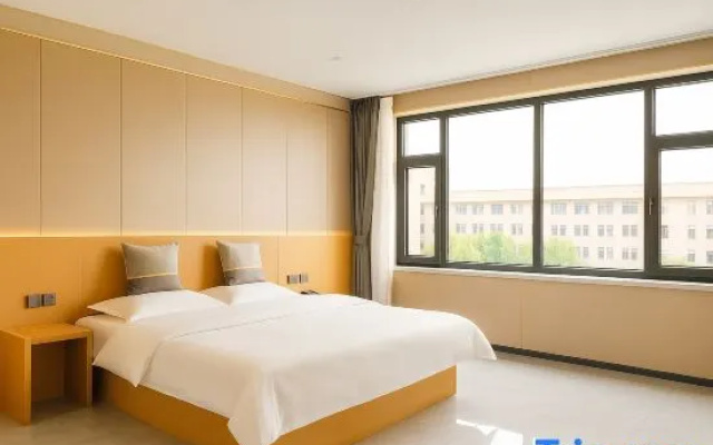 Naiman Banner Qunxing Hotel