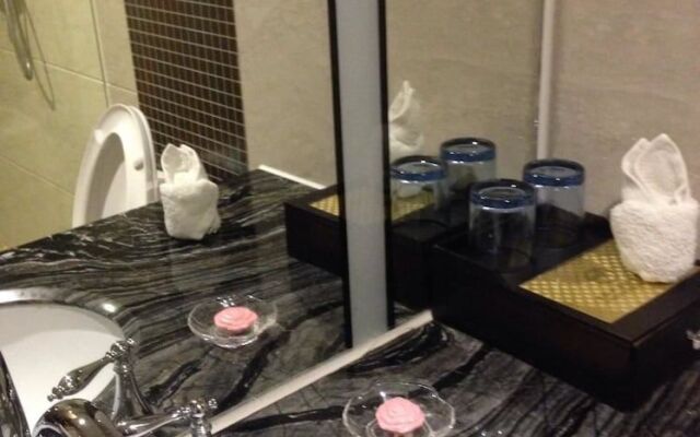 Guomao Hotel