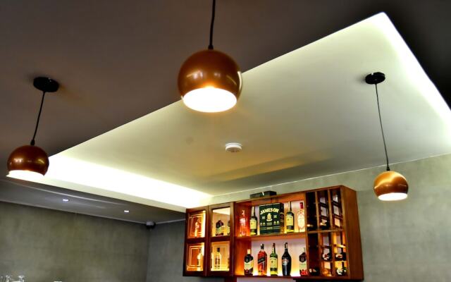 Victoria Mews Hotel