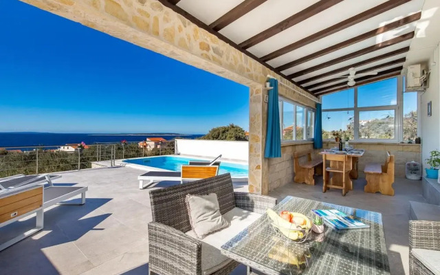 Beautiful Home in Mandre With Wifi and 3 Bedrooms