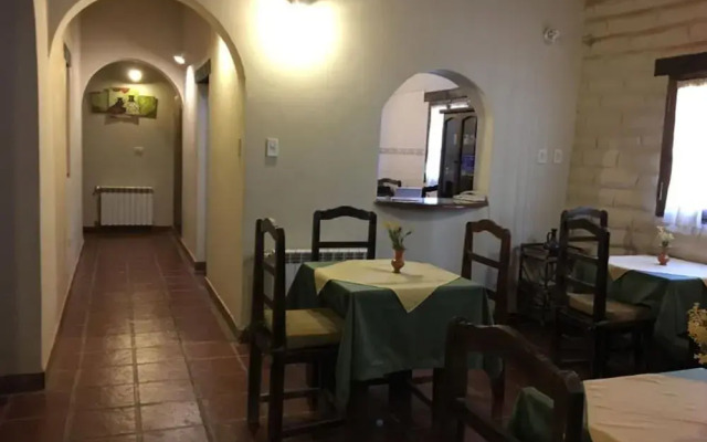 Hosteria Las Tinajas