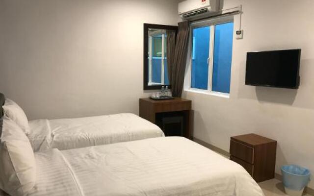 Brezza Hotel Sitiawan